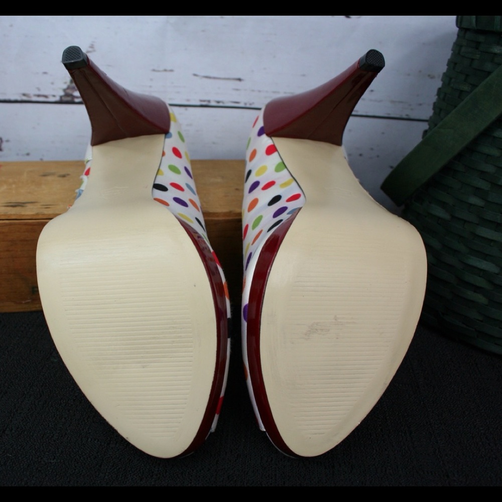 Super fun Steve Madden polka dot heels! - Picture 6 of 8
